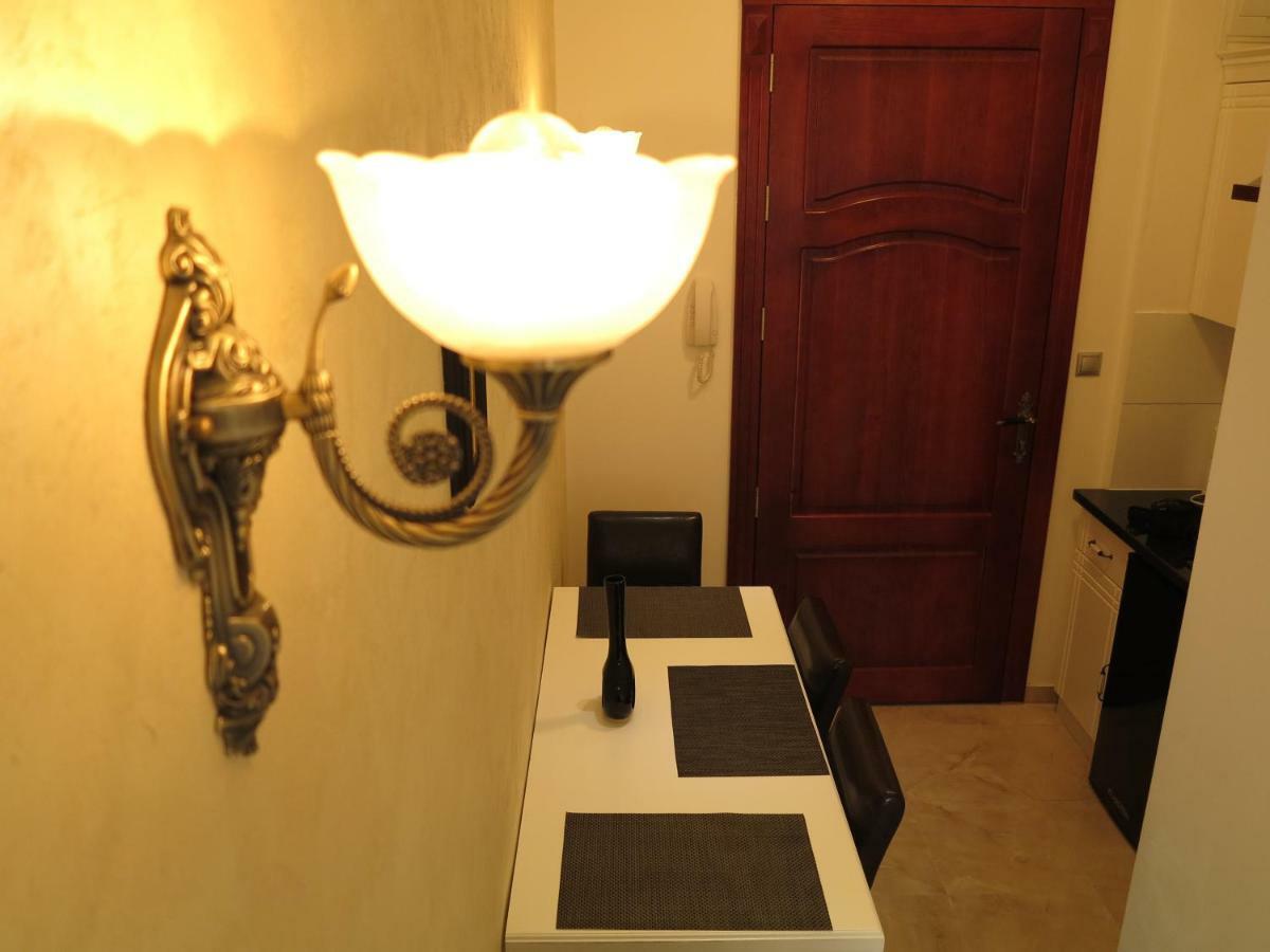 Small Luxury Kapitol Apartment Vienna Luaran gambar