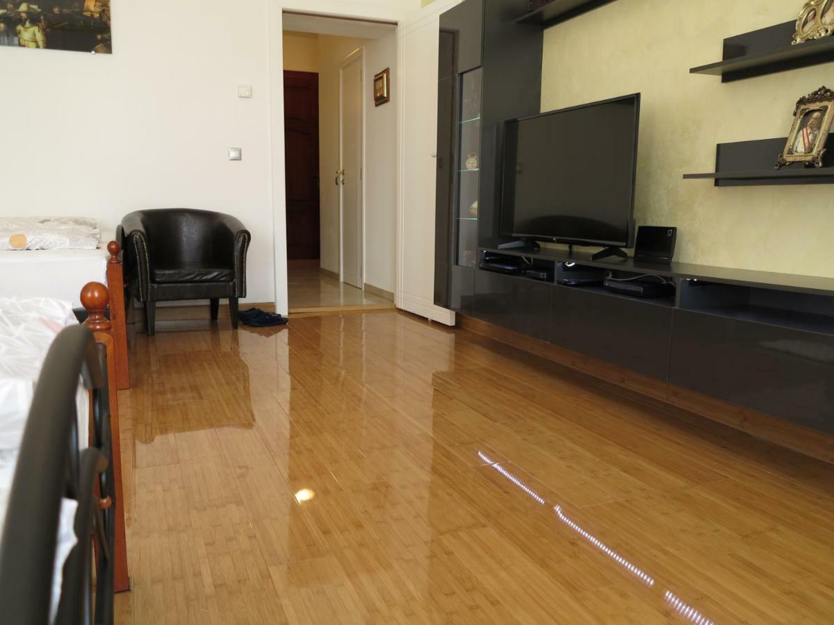 Small Luxury Kapitol Apartment Vienna Luaran gambar