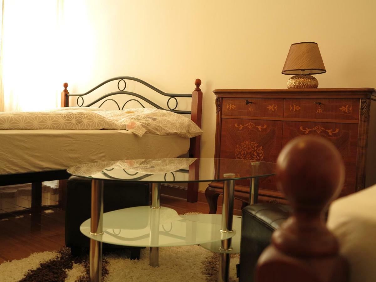 Small Luxury Kapitol Apartment Vienna Luaran gambar